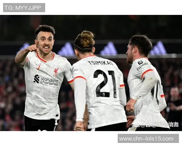 曼斯特城与曼联激战正酣谁将赢得这场英超巅峰对决